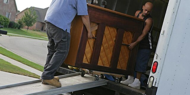 Moving Pianos? Leave the Difficulties to the Piano Movers