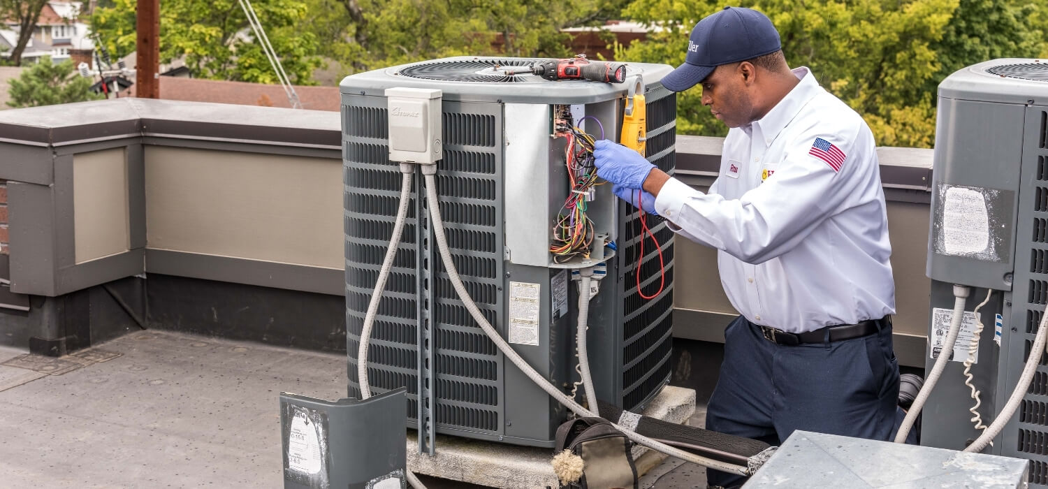 What Is an HVAC Technician’s Work Schedule Like?